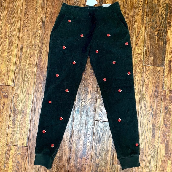 NWT Victoria’s Secret PINK Set - Picture 8 of 11